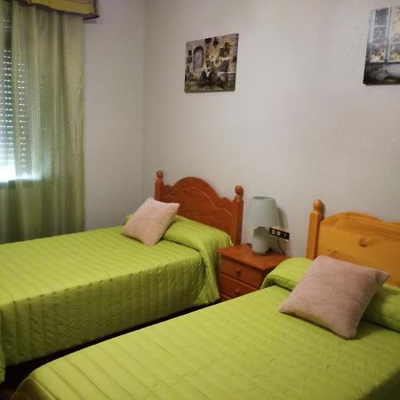 Apartamento Alojamiento Romina Villanueva Del Arzobispo Exterior foto