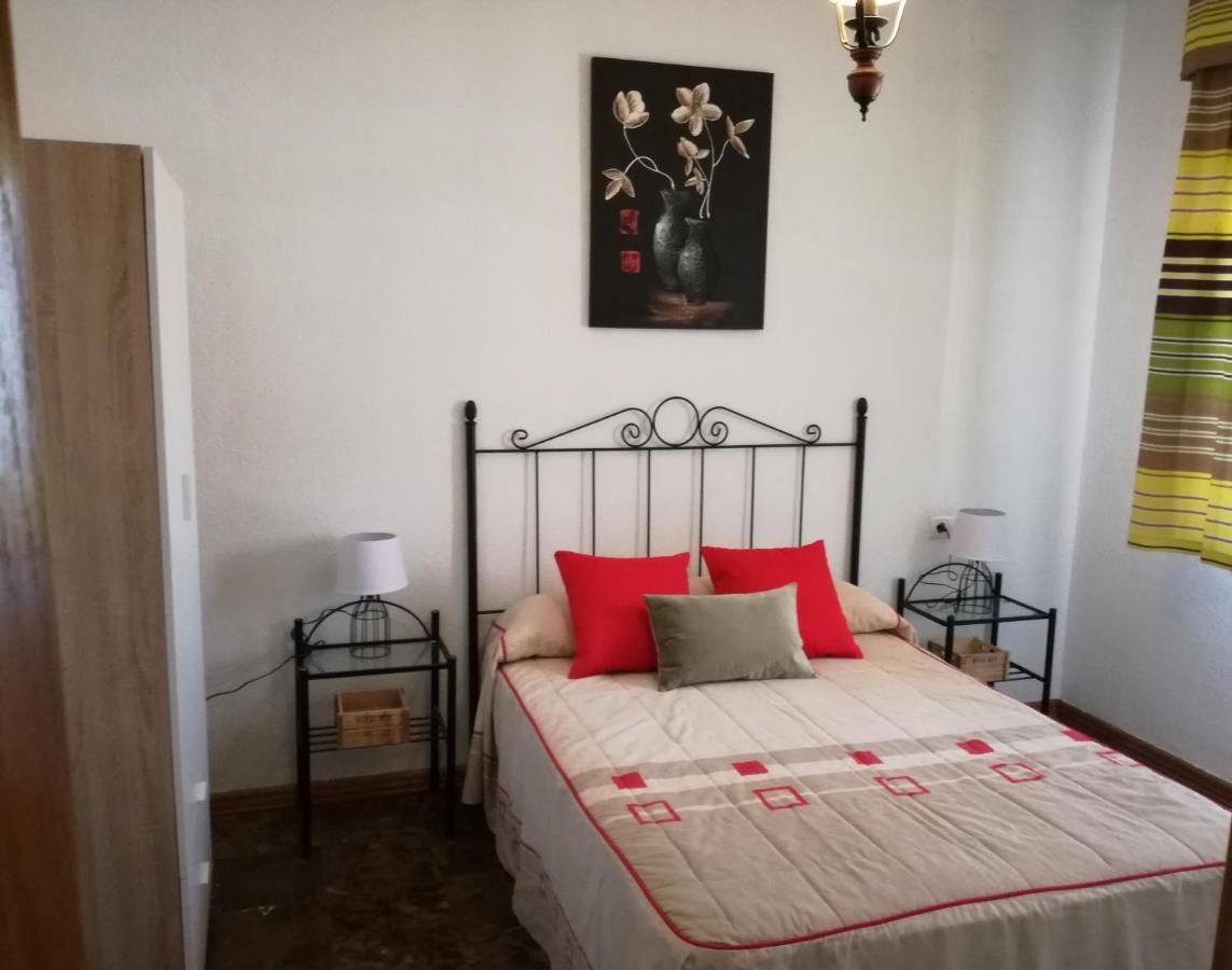 Apartamento Alojamiento Romina Villanueva Del Arzobispo Exterior foto