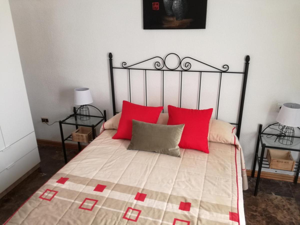 Apartamento Alojamiento Romina Villanueva Del Arzobispo Exterior foto