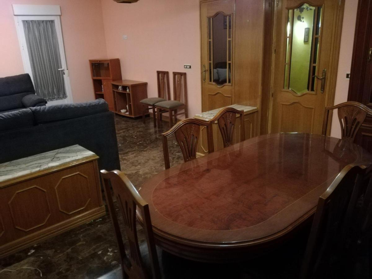 Apartamento Alojamiento Romina Villanueva Del Arzobispo Exterior foto