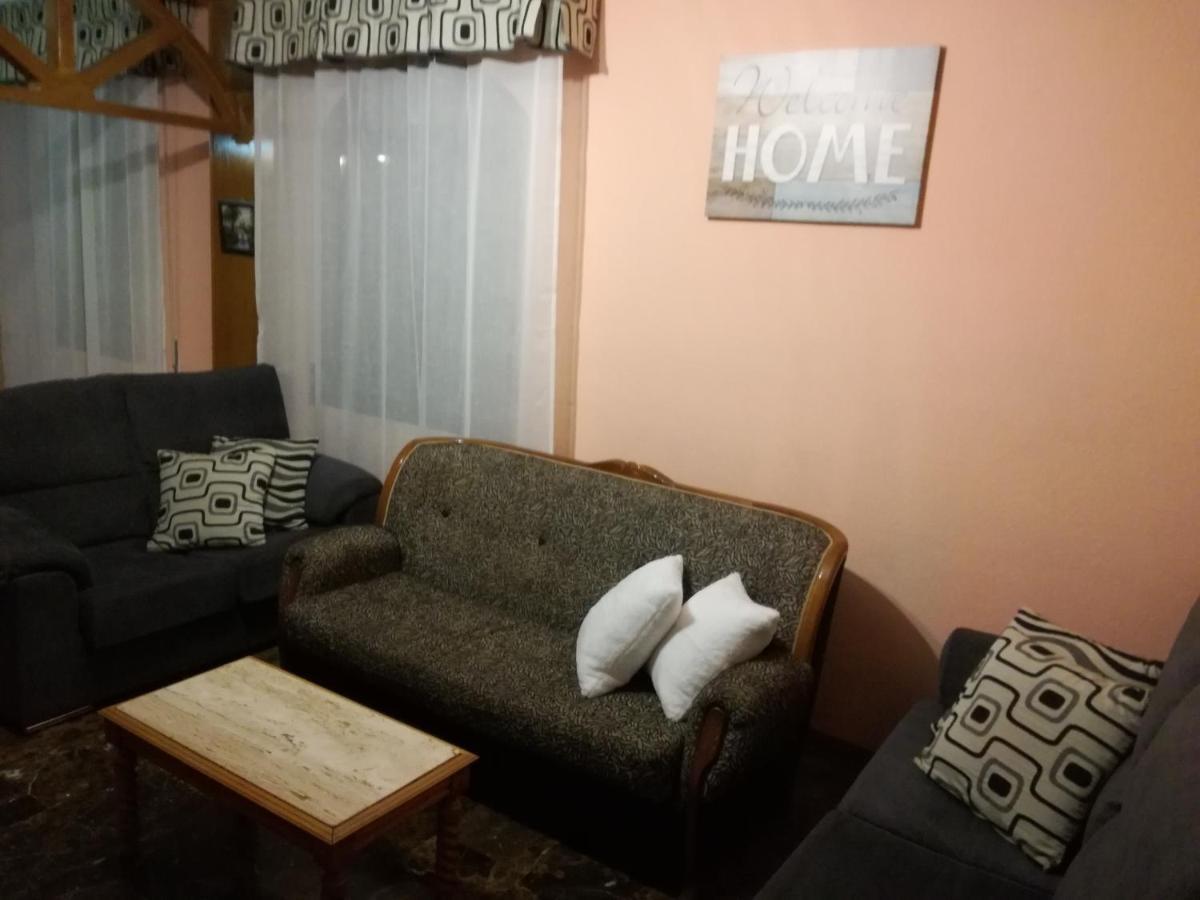 Apartamento Alojamiento Romina Villanueva Del Arzobispo Exterior foto